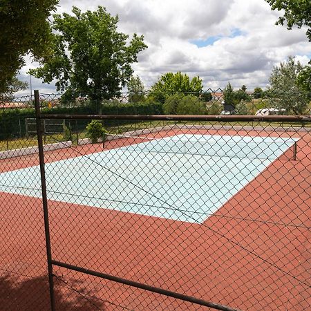 Parque De Campismo Orbitur Evora Hotel Kültér fotó