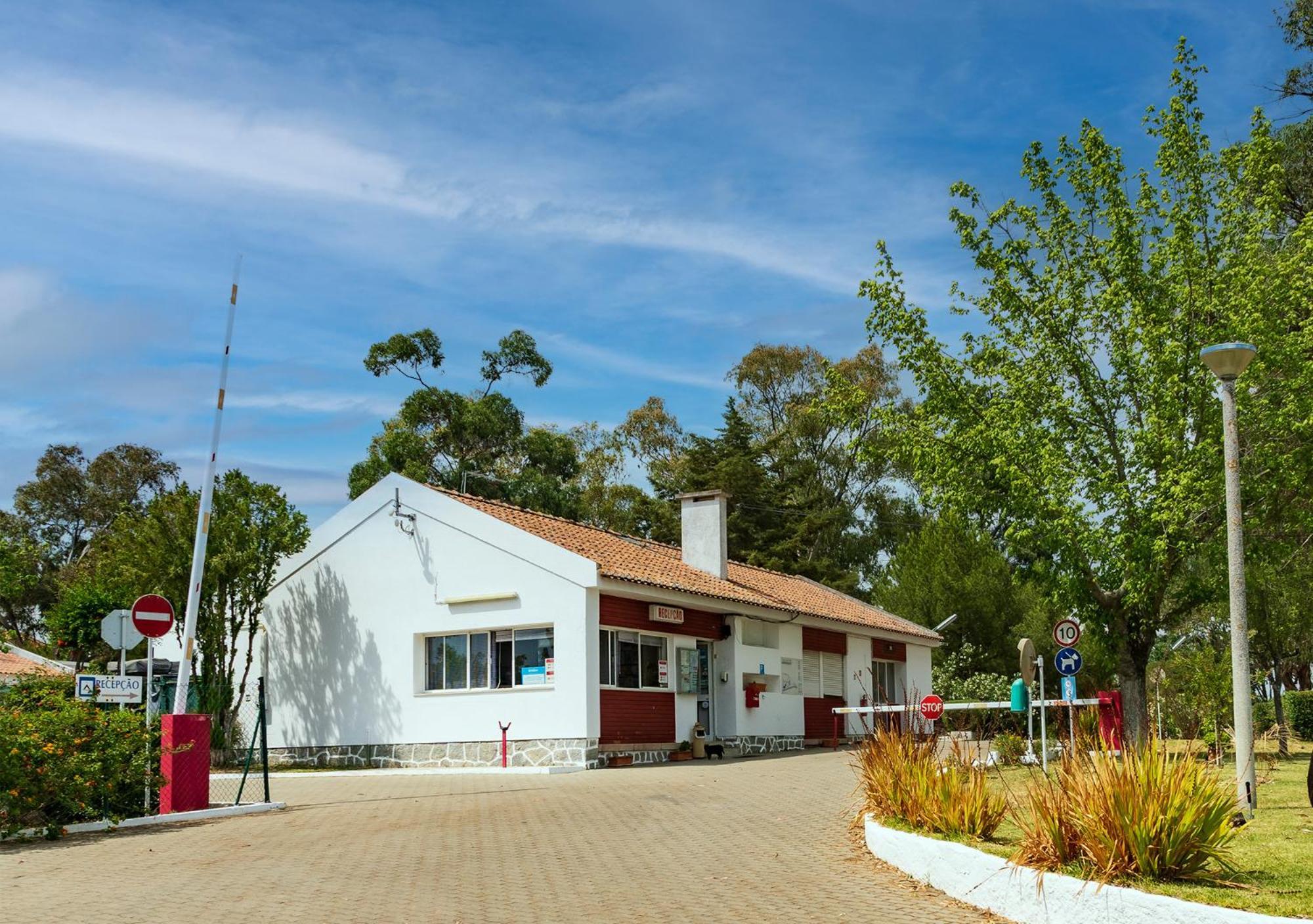 Parque De Campismo Orbitur Evora Hotel Kültér fotó